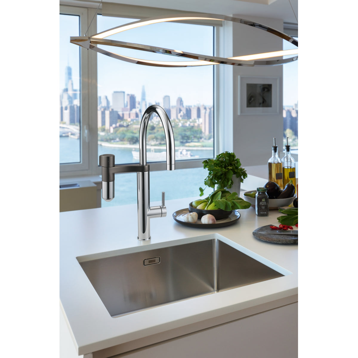 Franke TAP Vital Capsule 2in1 Swivel CHR/GM - product photo