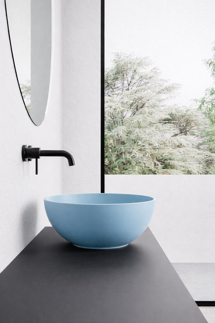 NOEMI SKY BLUE ROUND BASIN 44X44X18CM